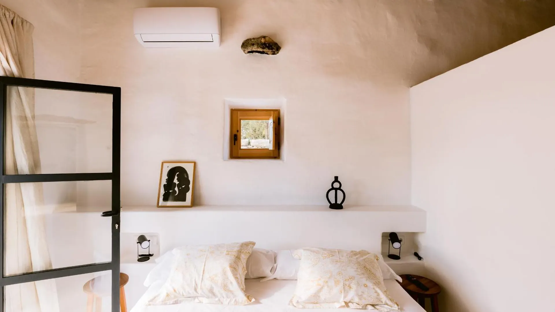 Villa Es Pujolet Renovada 100 Porcien Un Refugio De Paz En El Corazon De Ibiza Piscina Ac Diseno Tranquilidad El Verdadero Ibiza Sant Joan De Labritja