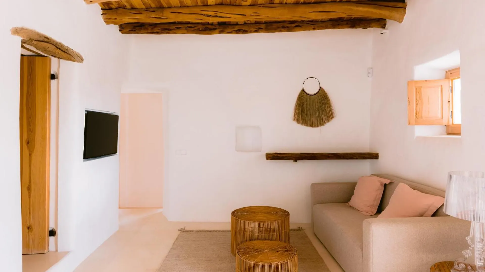 Villa Es Pujolet Renovada 100 Porcien Un Refugio De Paz En El Corazon De Ibiza Piscina Ac Diseno Tranquilidad El Verdadero Ibiza Sant Joan de Labritja 0*,